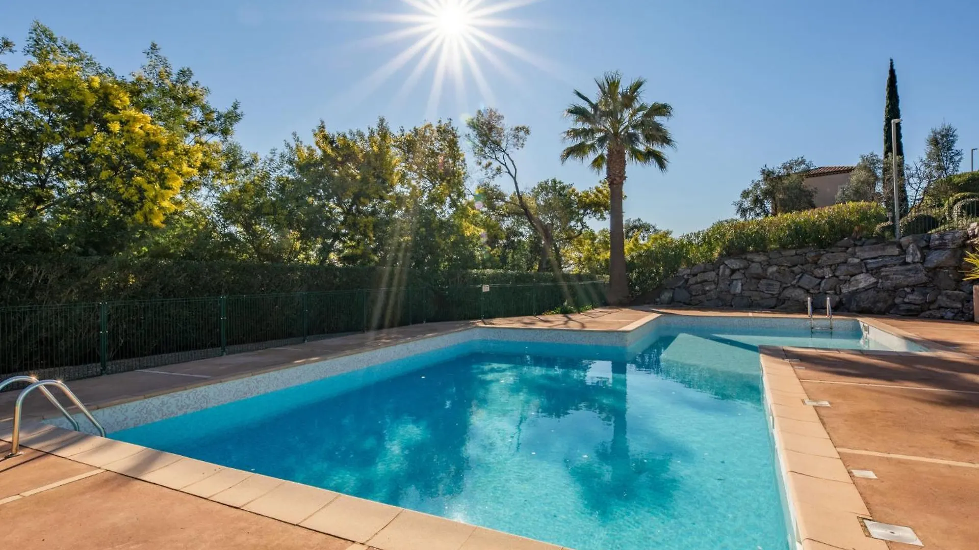 Holiday Home Le Bougainvillier By Interhome Sainte-Maxime 0*,