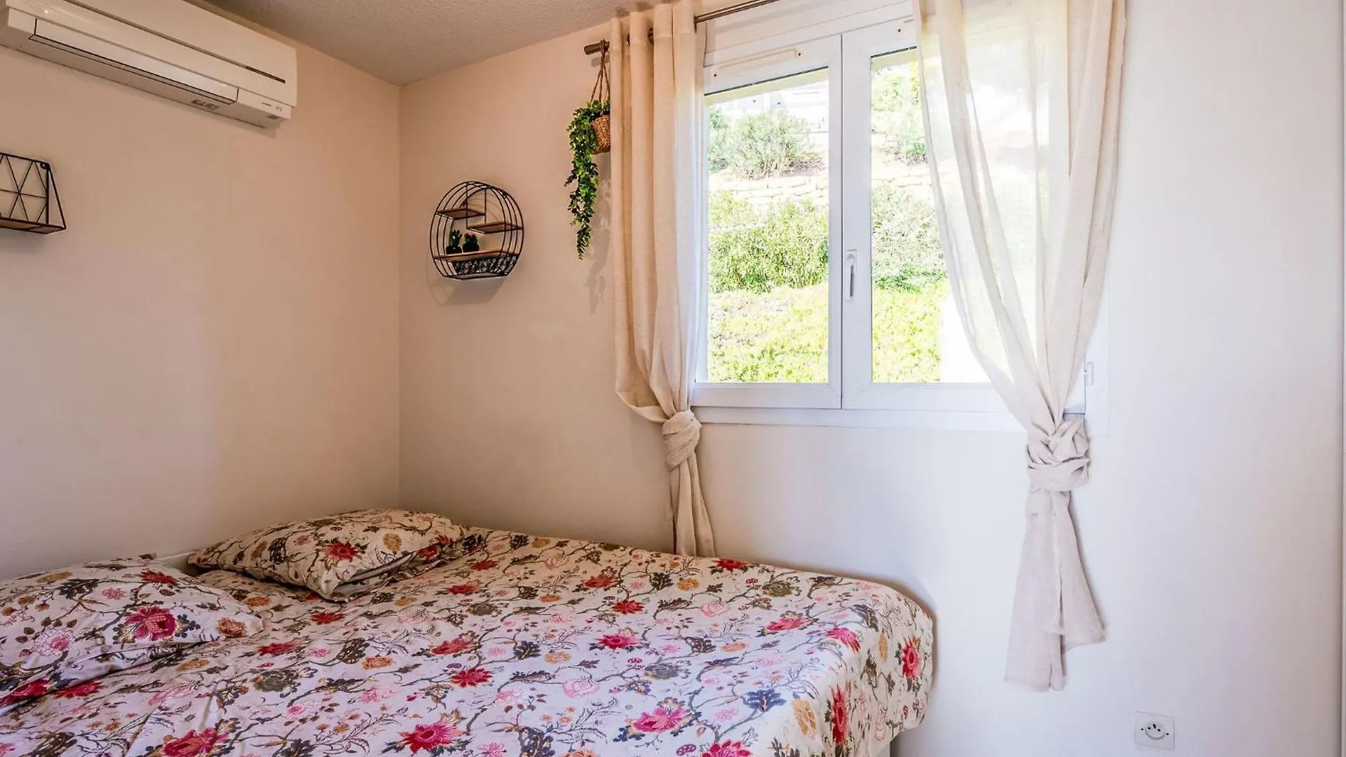Holiday Home Le Bougainvillier By Interhome Sainte-Maxime 0*,